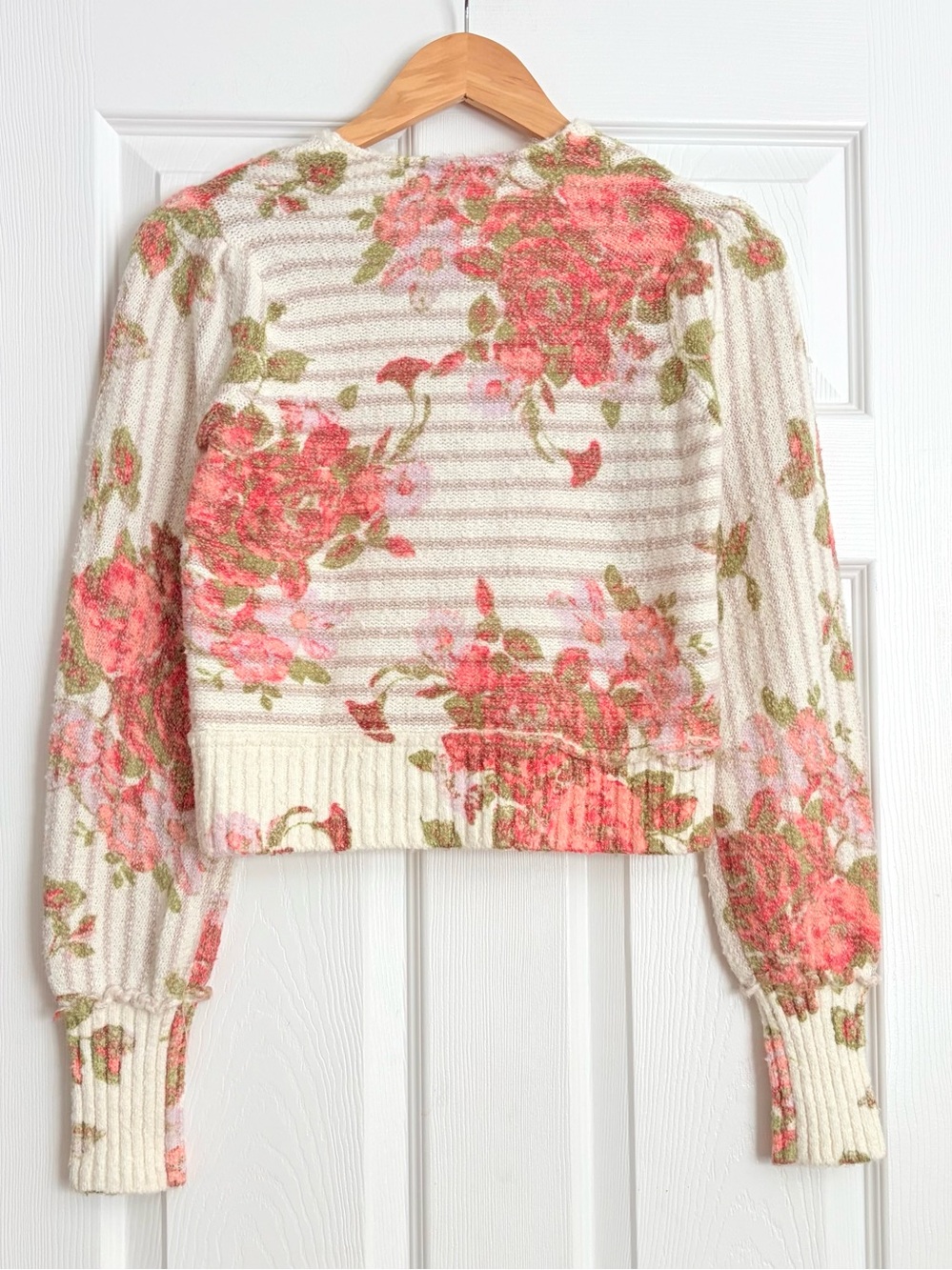 Free People Bed of Roses Sweater Size XS - Picture 5 of 5